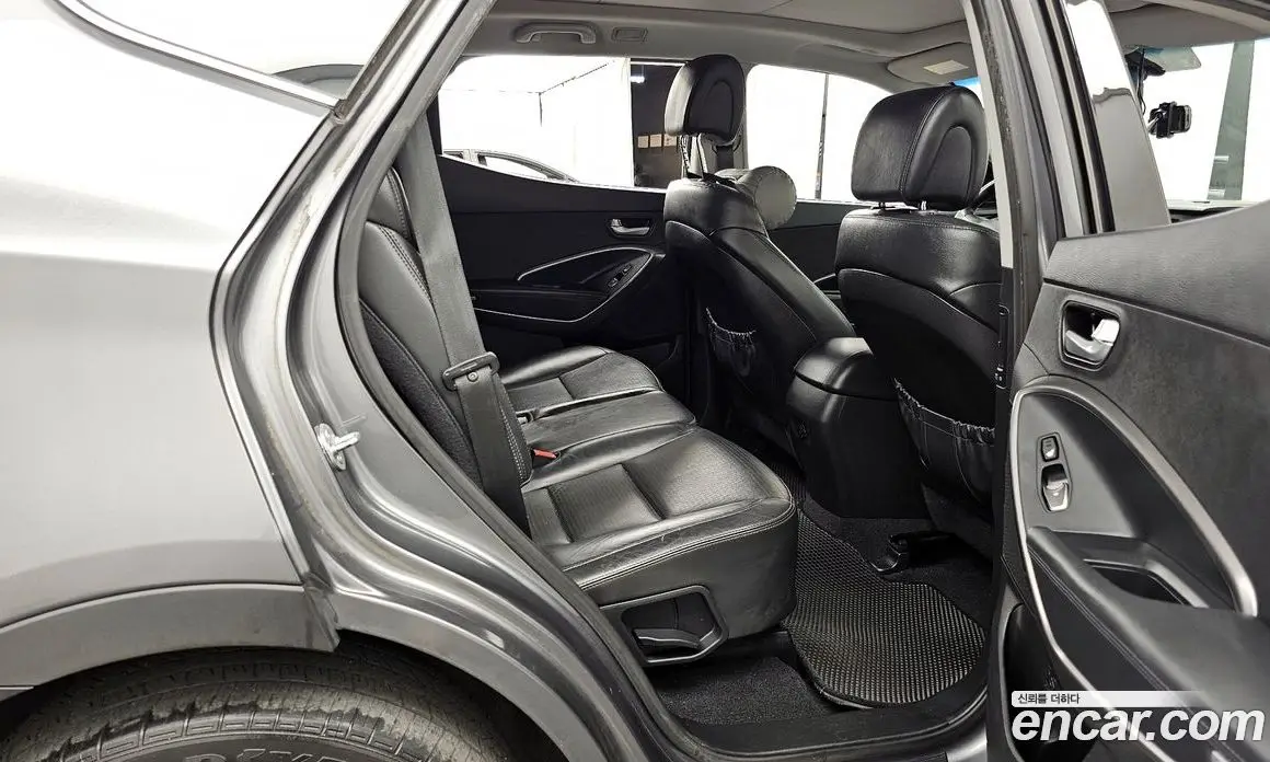 Hyundai Santa Fe 2013 2.0 автомат (гидро), фото 18 Hyundai Santa Fe 2013 2.0 автомат (гидро), фото 18