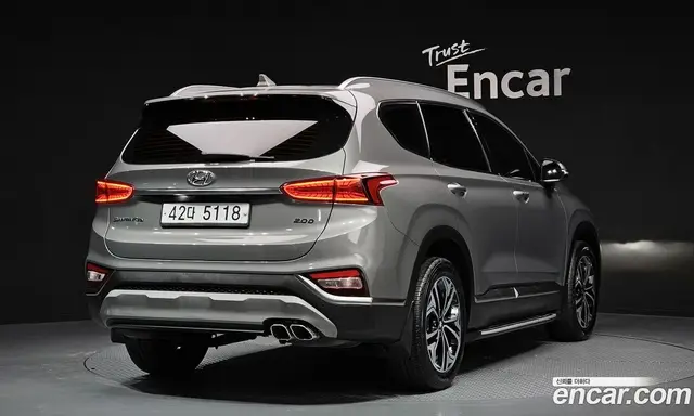 Hyundai Santa Fe 2018 2.0 автомат (гидро), миниатюра 2 Hyundai Santa Fe 2018 2.0 автомат (гидро), миниатюра 2