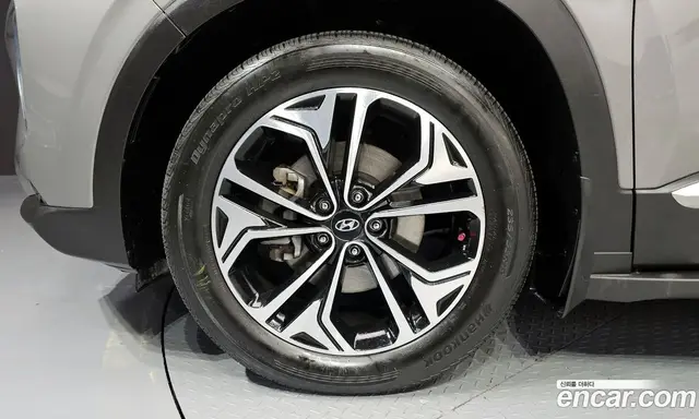 Hyundai Santa Fe 2018 2.0 автомат (гидро), миниатюра 5 Hyundai Santa Fe 2018 2.0 автомат (гидро), миниатюра 5