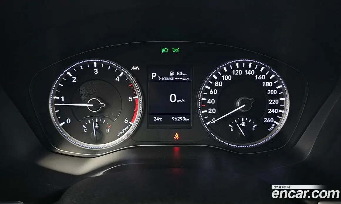 Hyundai Santa Fe 2018 2.0 автомат (гидро), фото 11