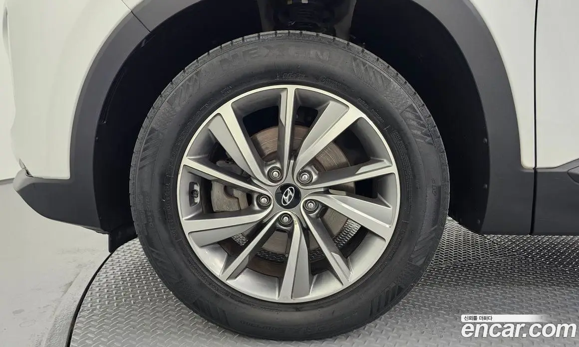 Hyundai Santa Fe 2018 2.0 автомат (гидро), фото 5