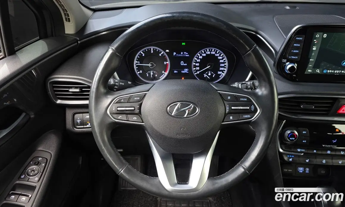 Hyundai Santa Fe 2019 2.0 автомат (гидро), фото 13