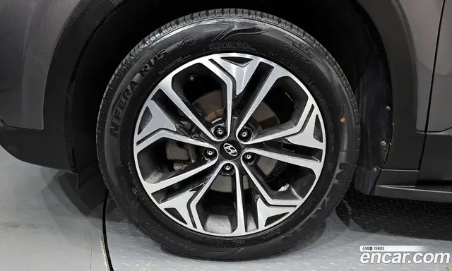 Hyundai Santa Fe 2019 2.0 автомат (гидро), миниатюра 5