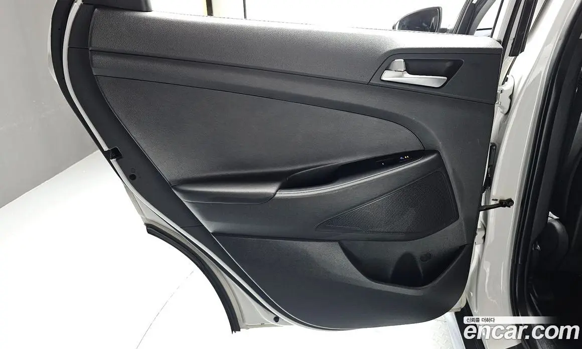 Hyundai Tucson 2016 1.7 автомат (гидро), фото 15