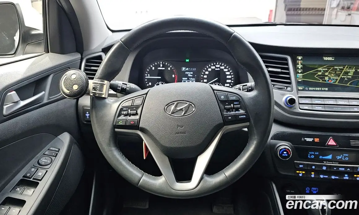 Hyundai Tucson 2016 1.7 автомат (гидро), фото 19
