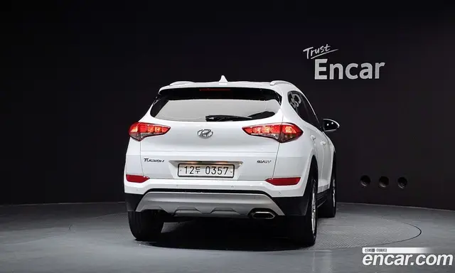 Hyundai Tucson 2016 1.7 автомат (гидро), миниатюра 4