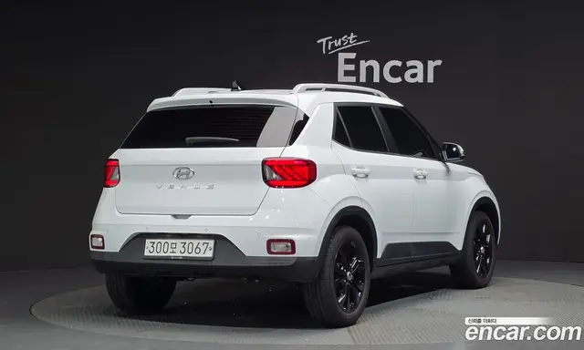Hyundai Venue 2020 1.6 автомат (гидро), миниатюра 2
