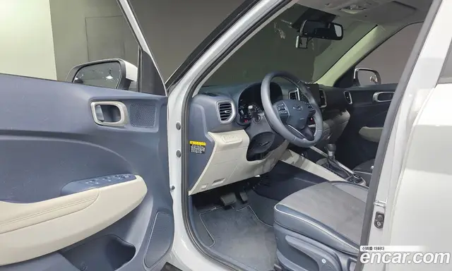 Hyundai Venue 2020 1.6 автомат (гидро), миниатюра 11