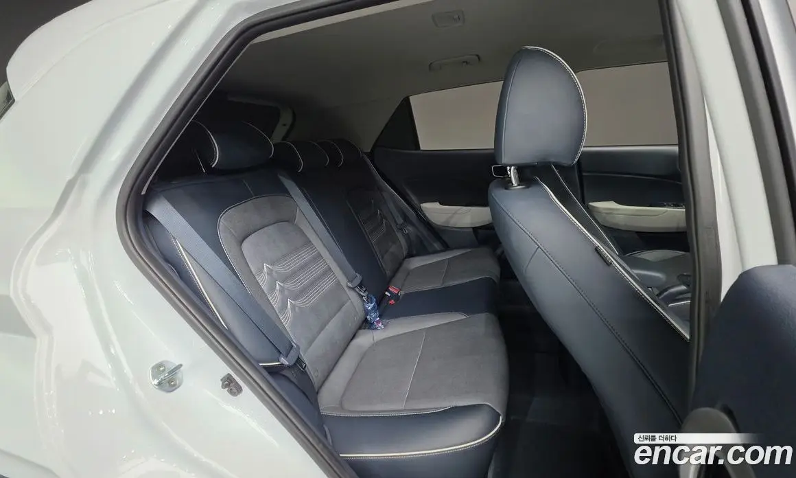 Hyundai Venue 2020 1.6 автомат (гидро), фото 19