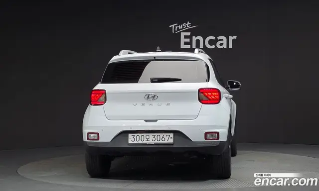 Hyundai Venue 2020 1.6 автомат (гидро), миниатюра 4