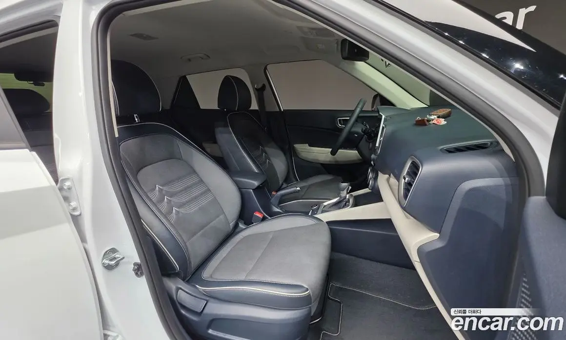 Hyundai Venue 2020 1.6 автомат (гидро), фото 10