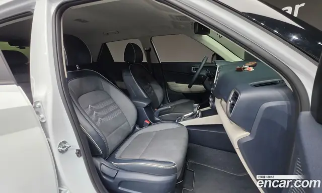 Hyundai Venue 2020 1.6 автомат (гидро), миниатюра 10