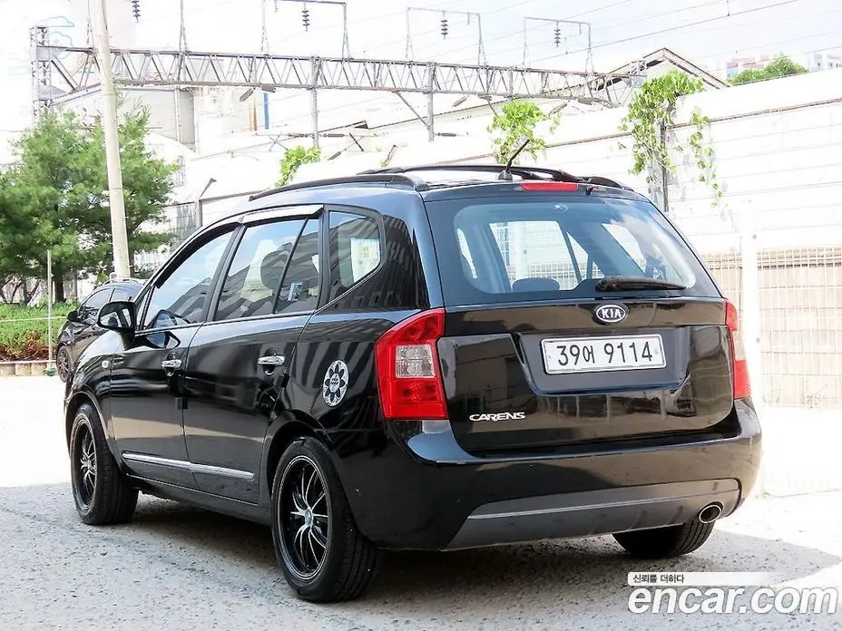 Kia Carens 2007 2.0 автомат (гидро), фото 3