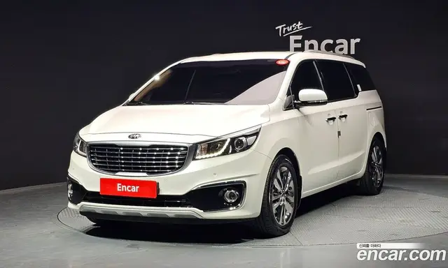 Kia Carnival, 2015, 48 600 км