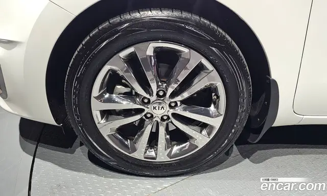 Kia Carnival 2015 2.2 автомат (гидро), миниатюра 5