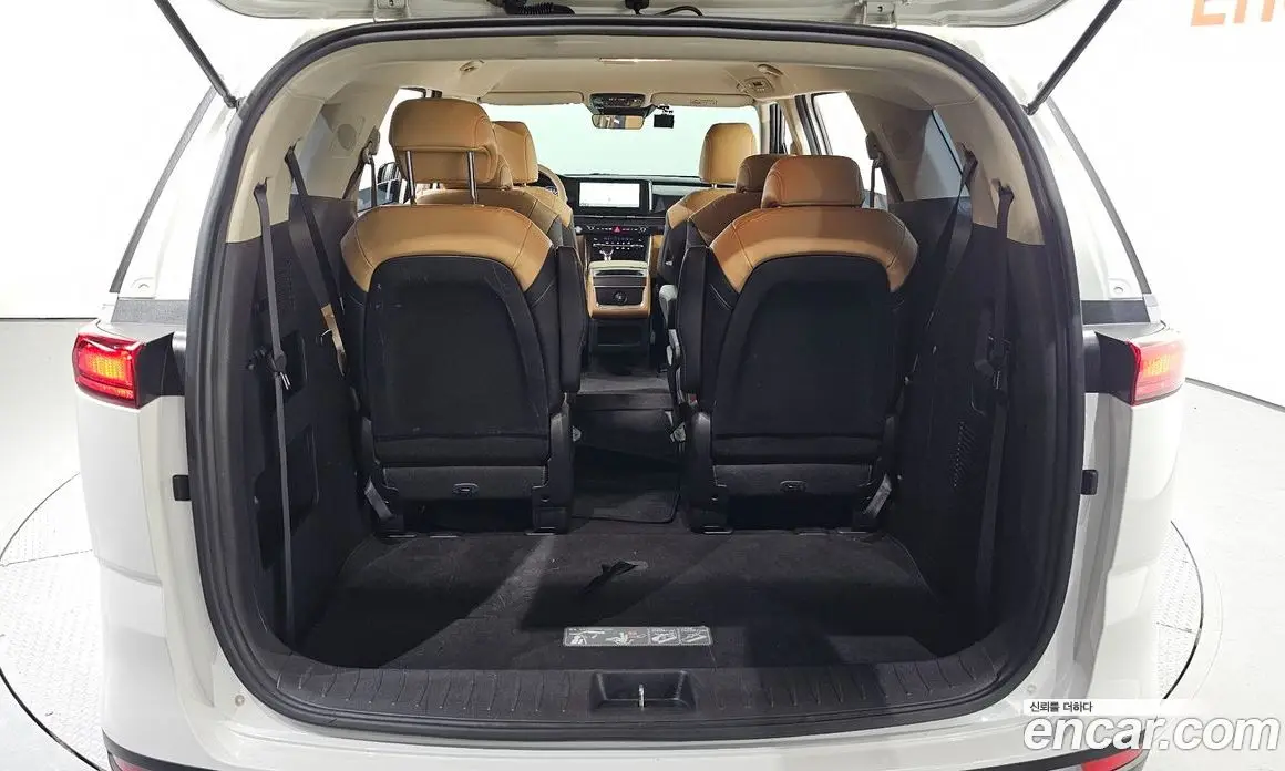 Kia Carnival 2021 2.2 автомат (гидро), фото 20