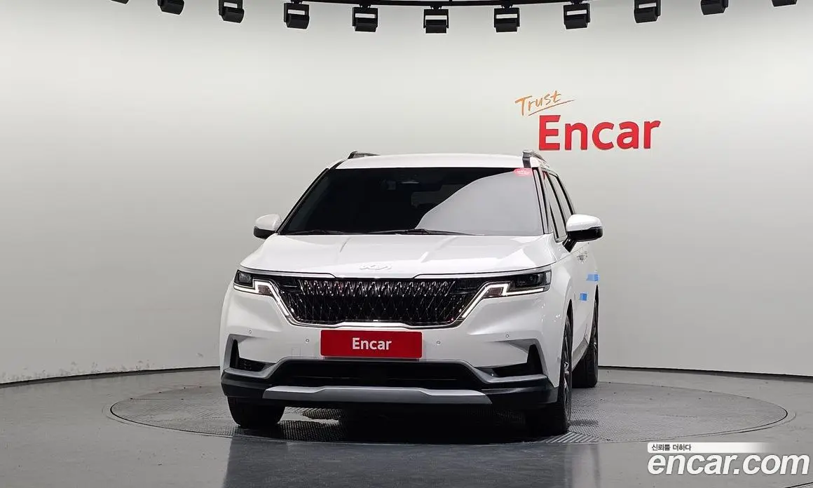 Kia Carnival 2021 2.2 автомат (гидро), фото 3