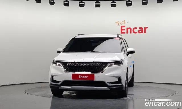 Kia Carnival 2021 2.2 автомат (гидро), миниатюра 3