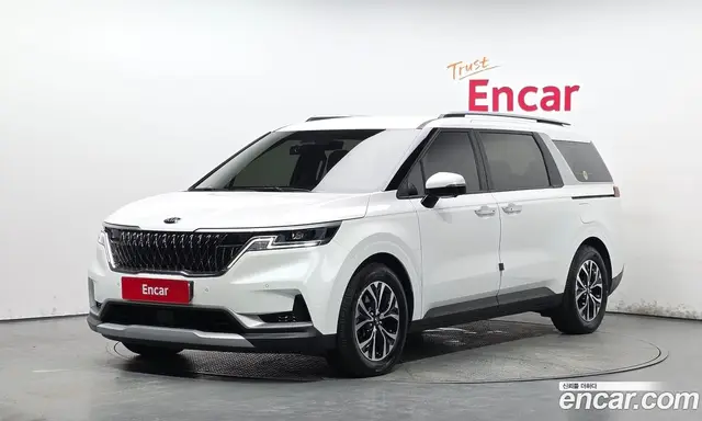 Kia Carnival, 2021, 81 357 км