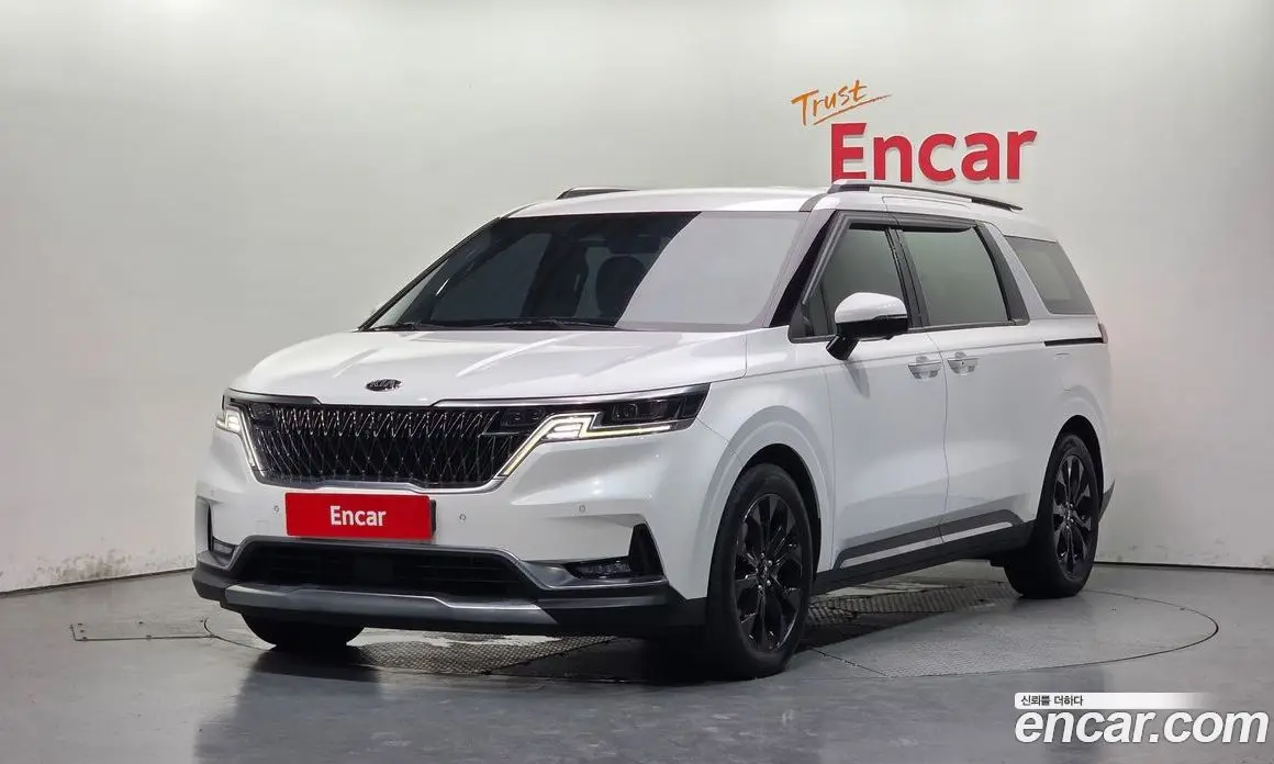 Kia Carnival 2021 2.2 автомат (гидро), фото 1 Kia Carnival 2021 2.2 автомат (гидро), фото 1