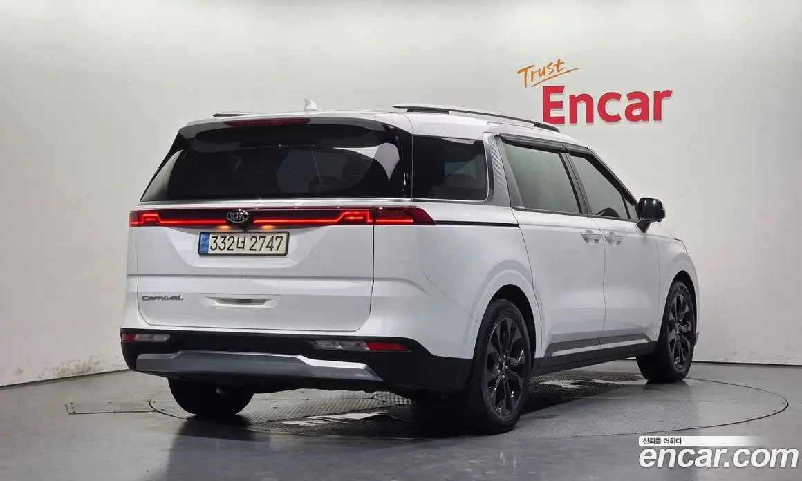 Kia Carnival 2021 2.2 автомат (гидро), фото 2 Kia Carnival 2021 2.2 автомат (гидро), фото 2