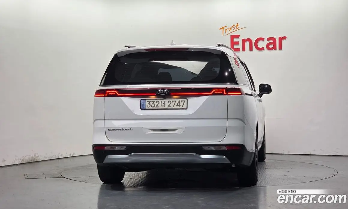 Kia Carnival 2021 2.2 автомат (гидро), фото 4 Kia Carnival 2021 2.2 автомат (гидро), фото 4