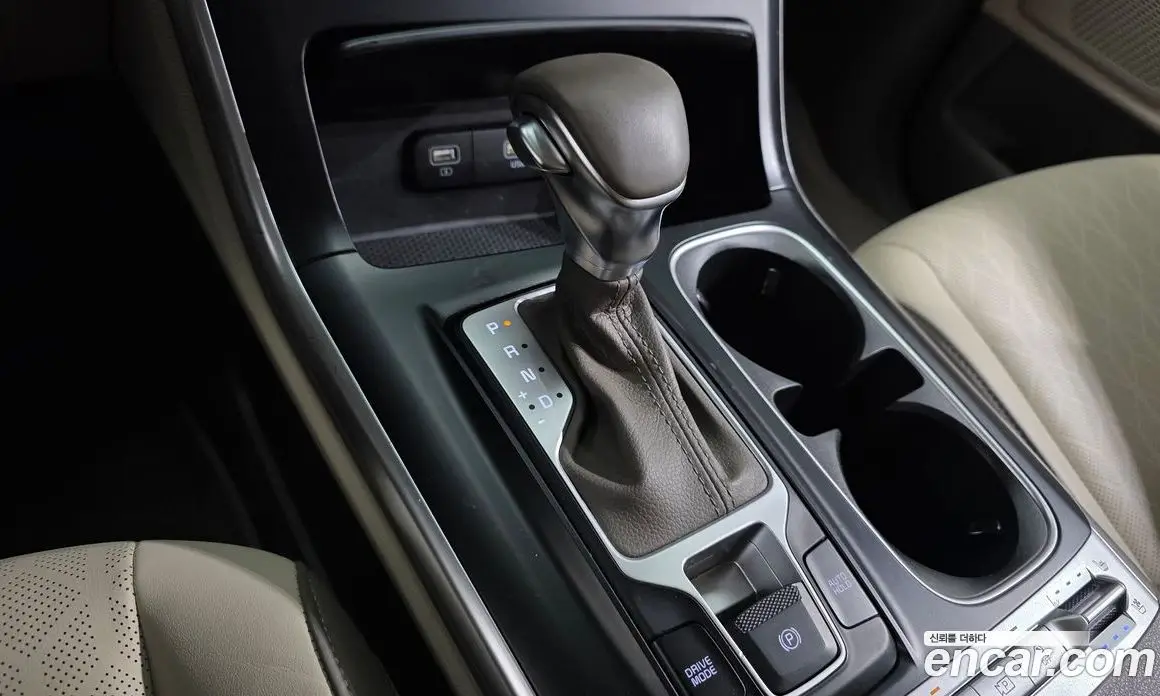 Kia Carnival 2022 2.2 автомат (гидро), фото 12