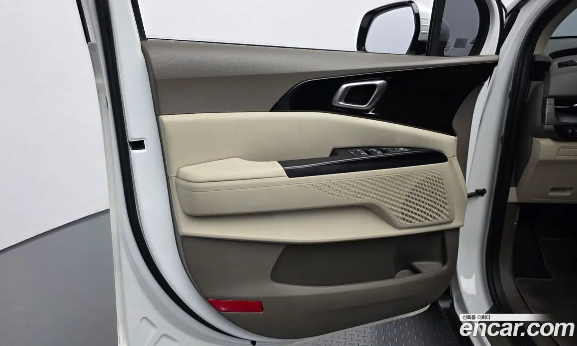 Kia Carnival 2022 2.2 автомат (гидро), фото 14