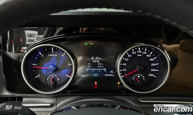 Kia Carnival 2022 2.2 автомат (гидро), миниатюра 11