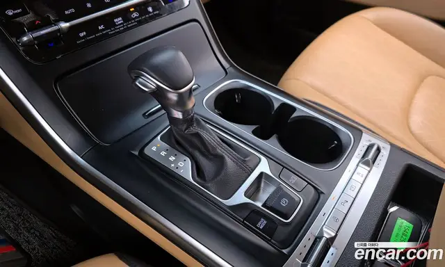 Kia Carnival 2022 2.2 автомат (гидро), миниатюра 12