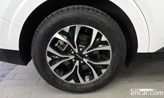Kia Carnival 2022 2.2 автомат (гидро), миниатюра 5