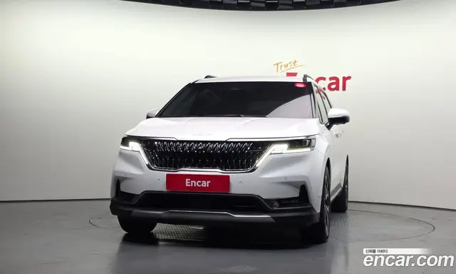 Kia Carnival 2023 2.2 автомат (гидро), миниатюра 3