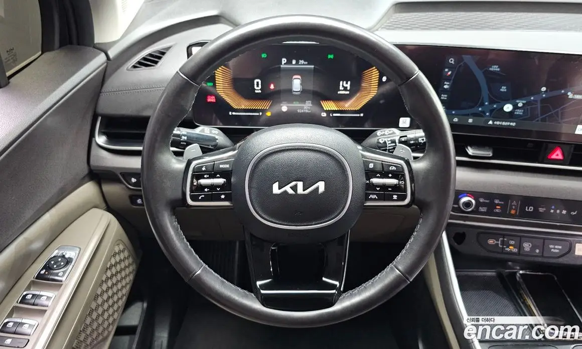 Kia Carnival 2024 1.6 автомат (гидро), фото 12