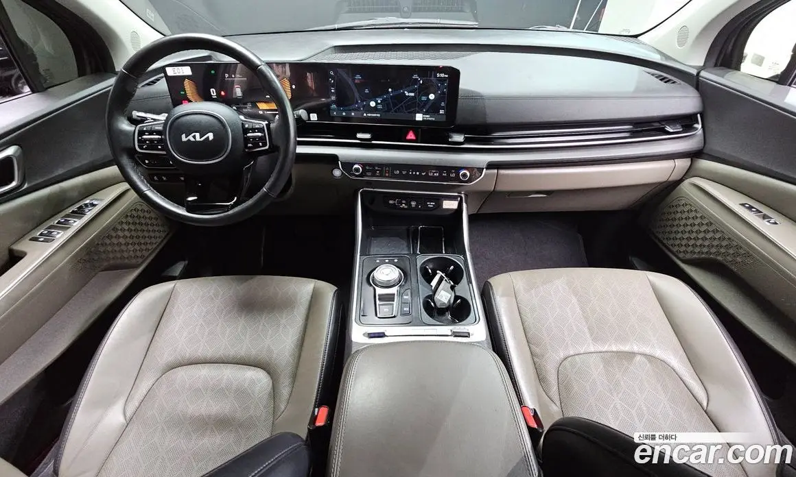 Kia Carnival 2024 1.6 автомат (гидро), фото 7