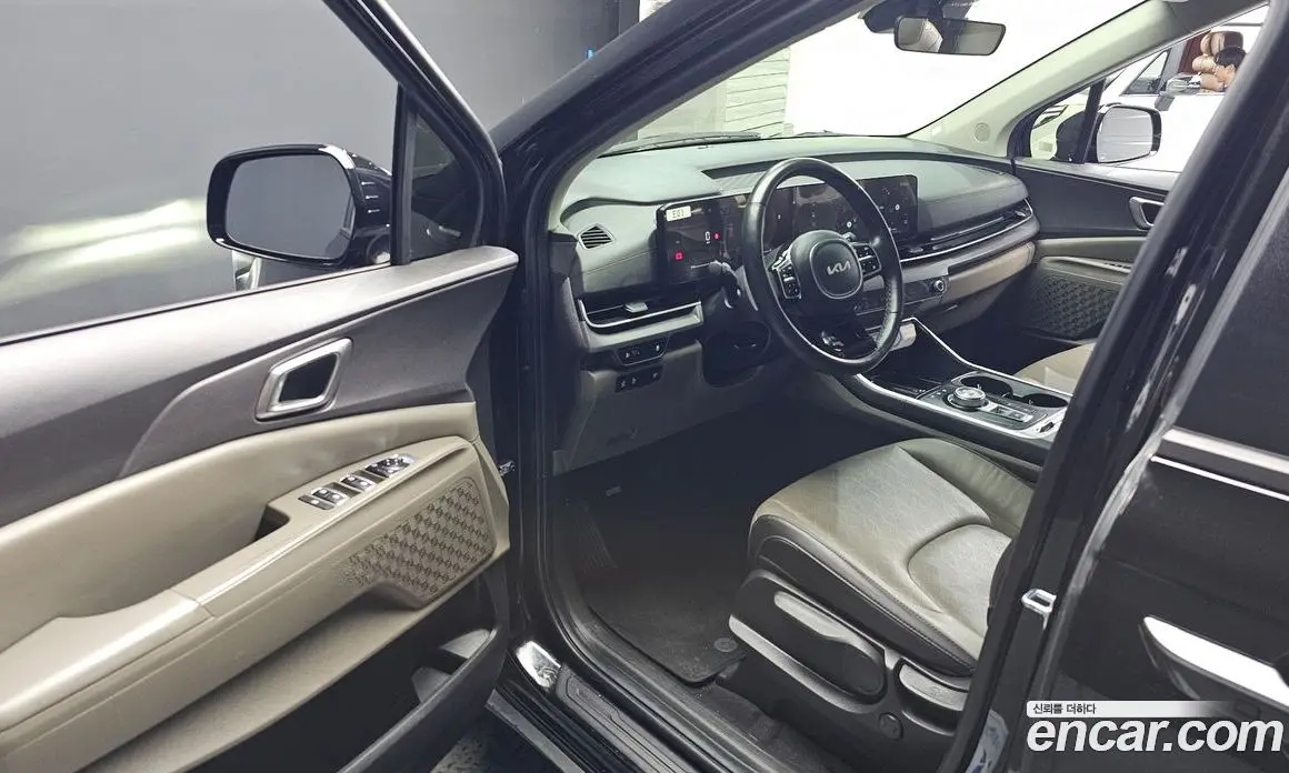 Kia Carnival 2024 1.6 автомат (гидро), фото 10