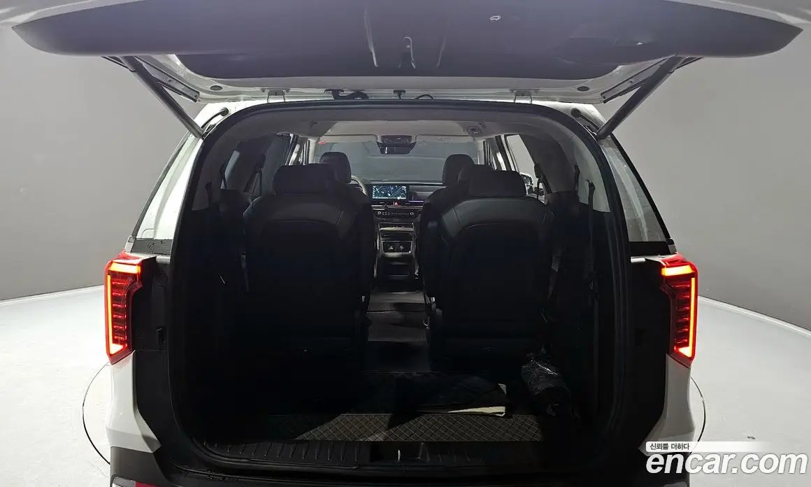 Kia Carnival 2025 1.6 автомат (гидро), фото 20