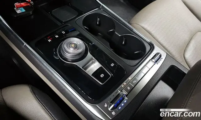 Kia Carnival 2025 1.6 автомат (гидро), миниатюра 9