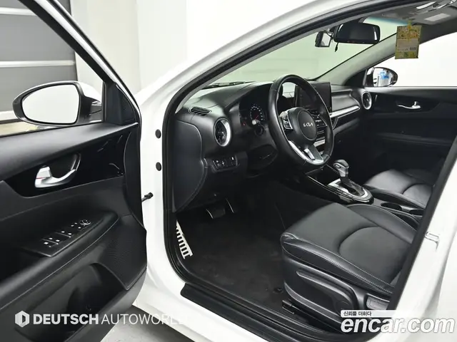 Kia K3 2022 1.6 автомат (гидро), миниатюра 11 Kia K3 2022 1.6 автомат (гидро), миниатюра 11