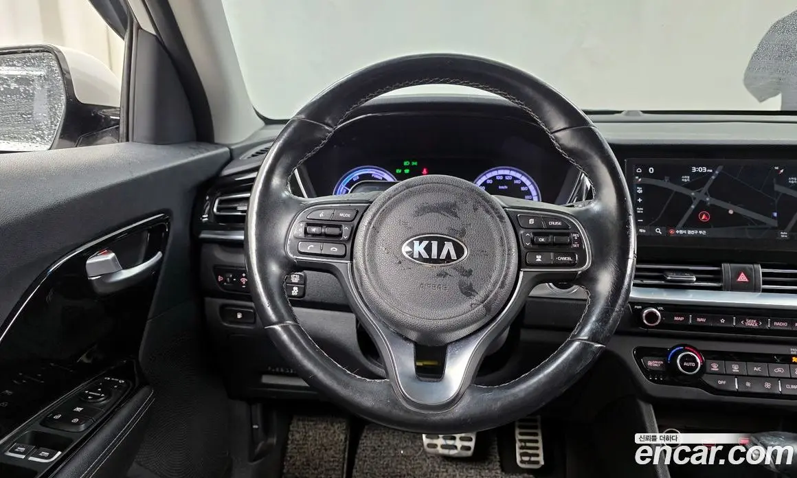 Kia Niro 2019 1.6 автомат (гидро), фото 19