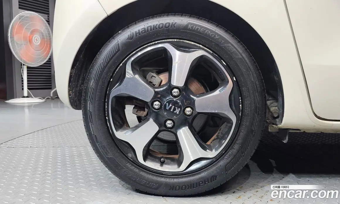Kia Ray 2012 1.0 автомат (гидро), фото 5
