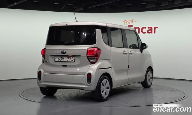 Kia Ray 2019 1.0 автомат (гидро), миниатюра 2