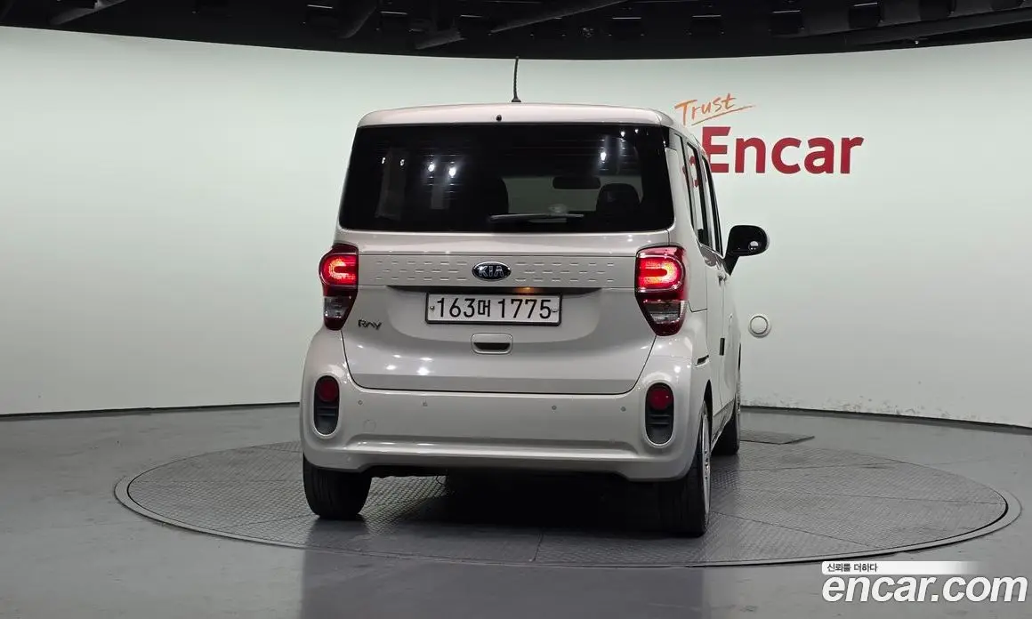 Kia Ray 2019 1.0 автомат (гидро), фото 4
