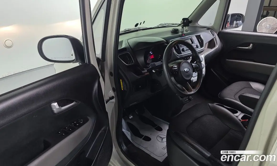 Kia Ray 2019 1.0 автомат (гидро), фото 10