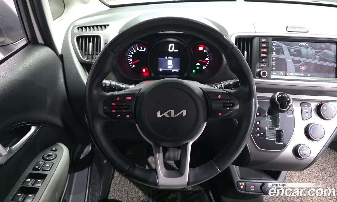 Kia Ray 2022 1.0 автомат (гидро), фото 20