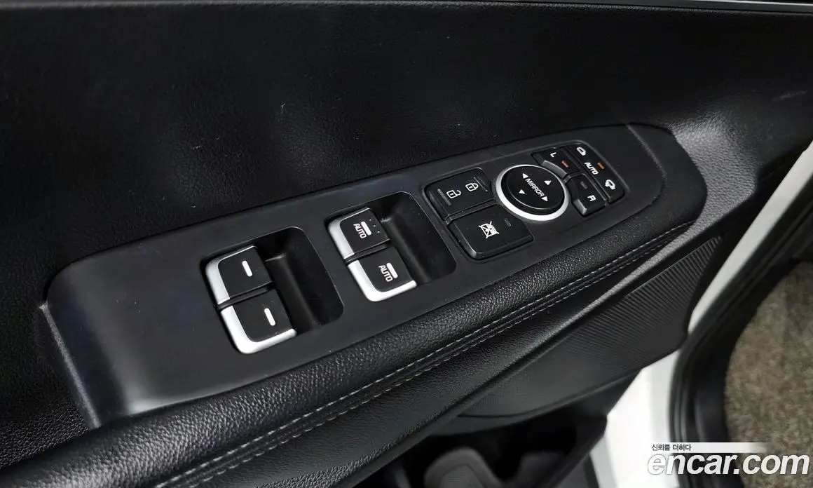 Kia Sorento 2018 2.0 автомат (гидро), фото 11