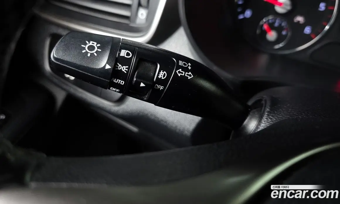 Kia Sorento 2018 2.0 автомат (гидро), фото 13
