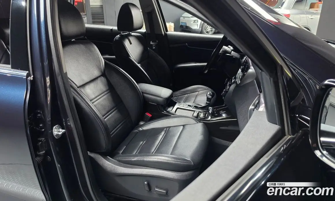 Kia Sorento 2018 2.0 автомат (гидро), фото 16