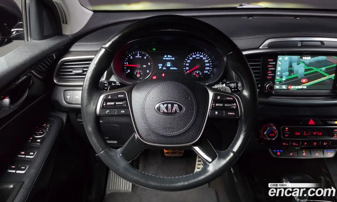 Kia Sorento 2018 2.0 автомат (гидро), фото 18
