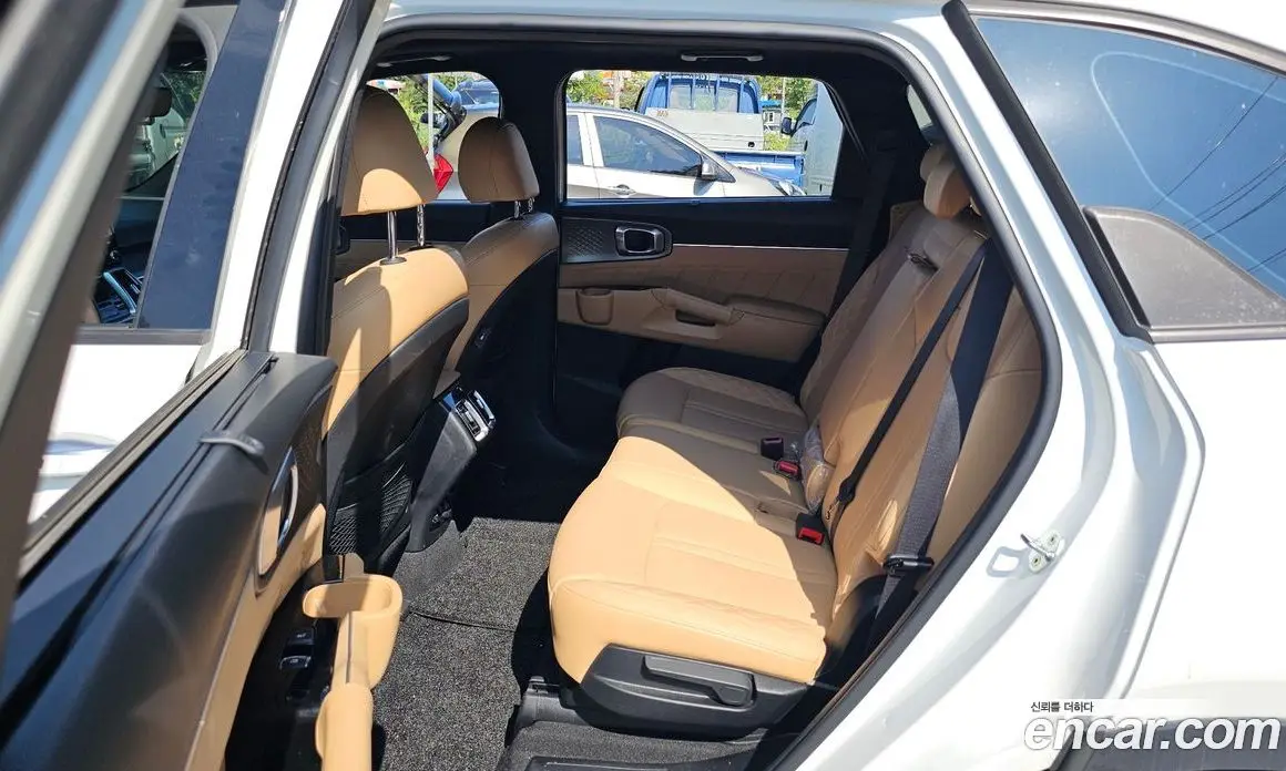 Kia Sorento 2022 2.2 автомат (гидро), фото 11 Kia Sorento 2022 2.2 автомат (гидро), фото 11