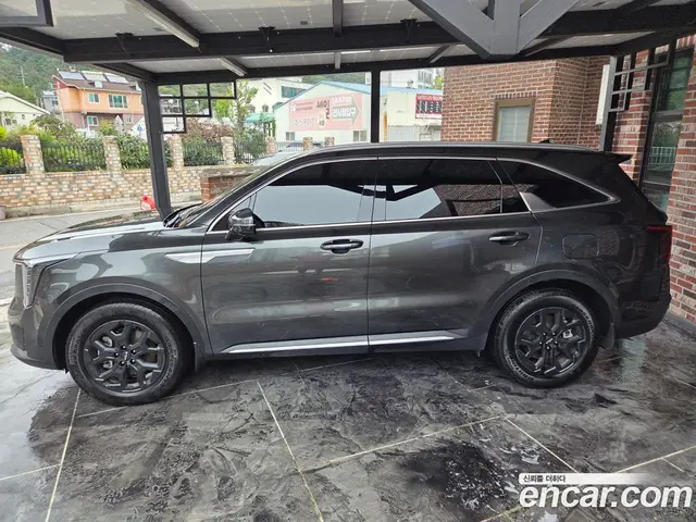 Kia Sorento 2023 1.6 автомат (гидро), миниатюра 5 Kia Sorento 2023 1.6 автомат (гидро), миниатюра 5